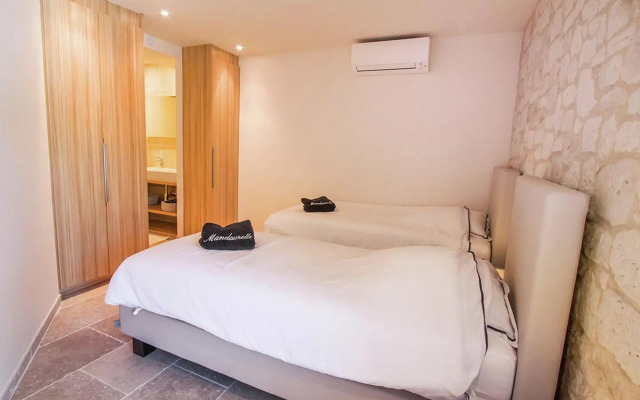 Secluded Apartment in Villesèque with Pool