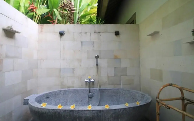 Vss-ubud Ricefield -ac-3bd-3bth-pool-b&b-internet