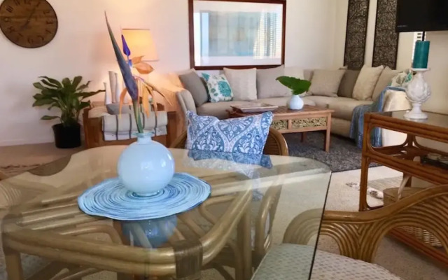 Penthouse 701 2 Bedrooms 2 Bathrooms Condo