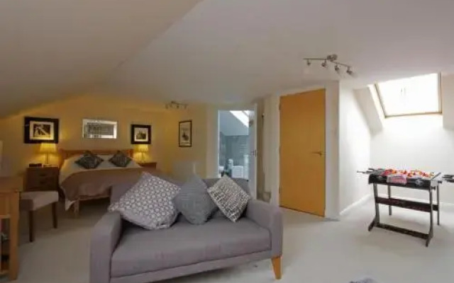 Fairway Apartment