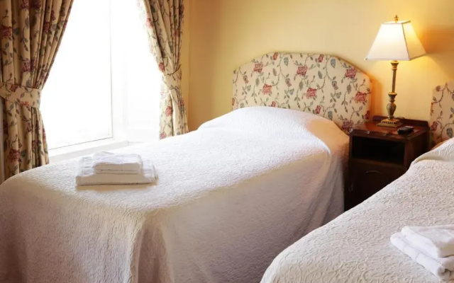 Crottys Pub & Accommodation