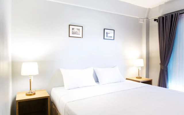 Ratana Hotel