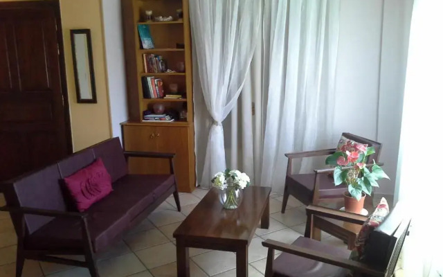 Beachfront home for 8, Kalifteri Beach, Afissos