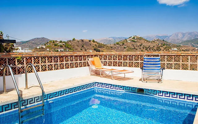 Villa Laura 33244