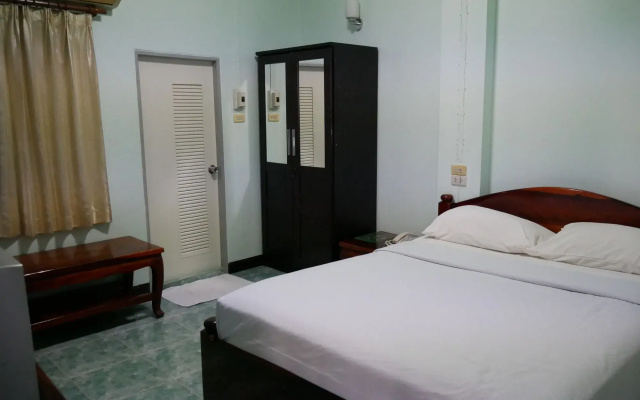 Samoar Riverside Hotel