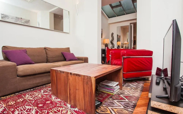 Stylish 3 Bed Apartment Next to Hyde Park