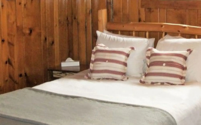 Garnet Hill Lodge