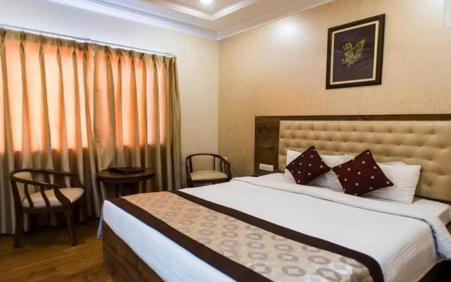 Wingston A Treehouse Hotel Mathura