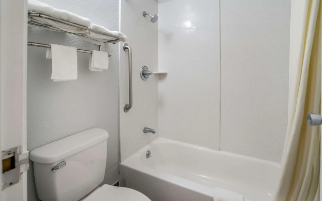 Quality Inn Greer - Greenville
