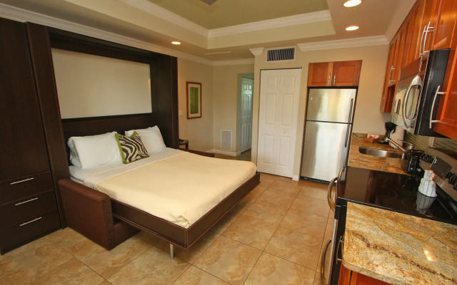 The Beach Club at Anna Maria by RVA