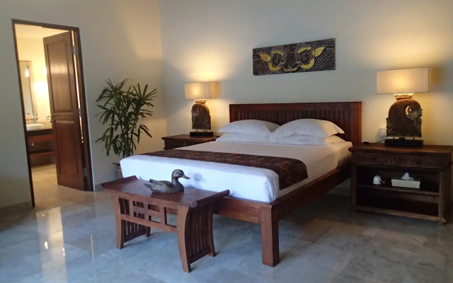 Aloka Bahari Villas