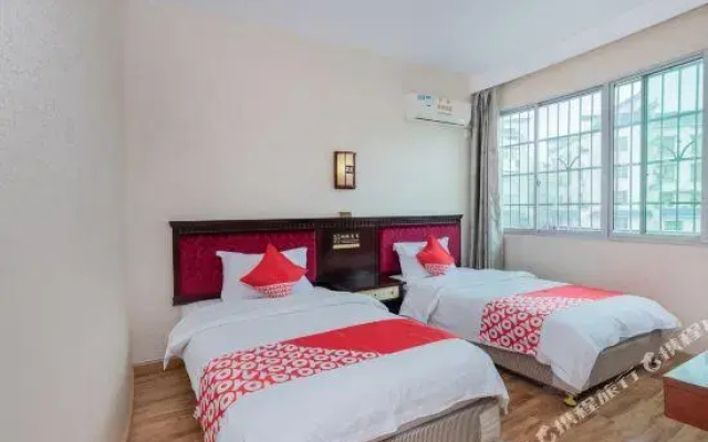 Donglai Business Hotel