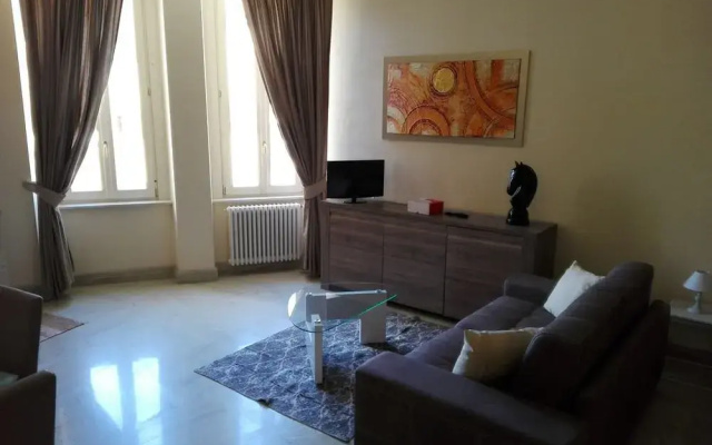 Sistina House
