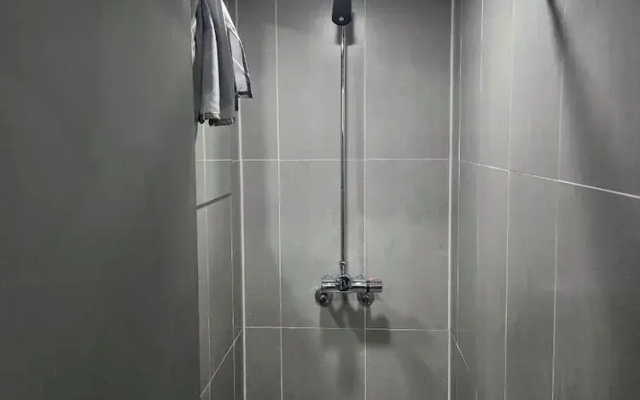 Jingom Stay Hotel