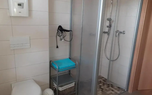 Ferienwohnung - August-Bebel-Str. 19