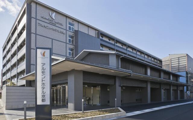 Almont Hotel Kyoto вид на фасад