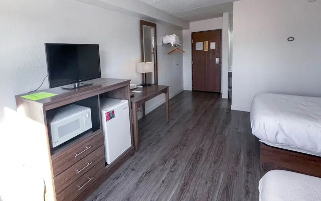 River Bend's Walleye Inn