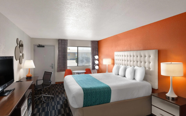 Howard Johnson by Wyndham Modesto Ceres