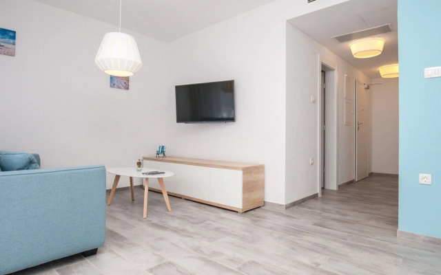 Apartments Dva Galeba
