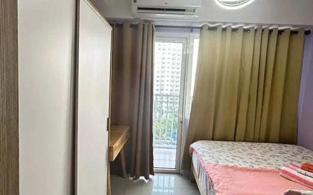 Shore Residences MOA staycation