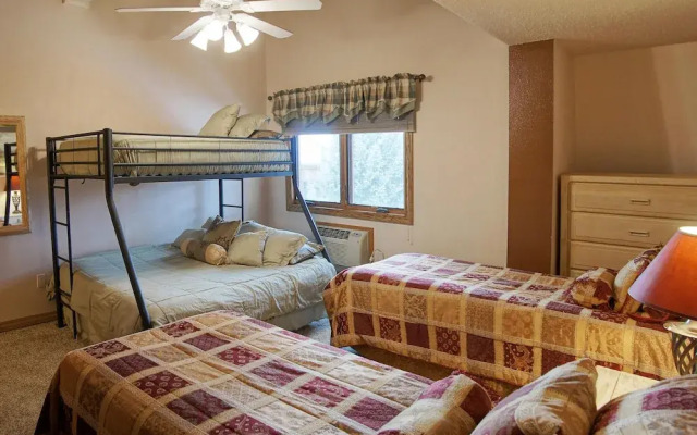 The Phoenix 102 [4-Bedroom] (202757-3657) Condo