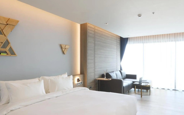 The Signature Hotel Airport (SHA Extra Plus)