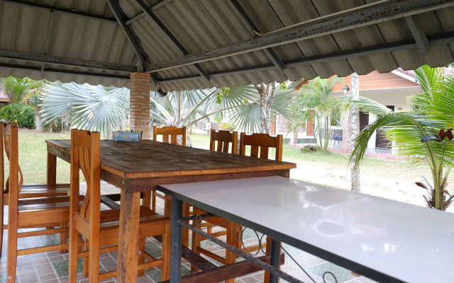 Petch Anda Resort