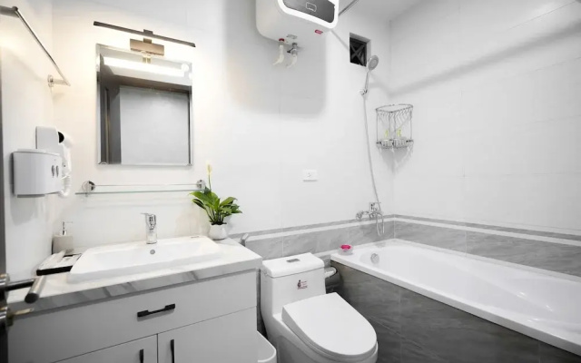 Fusion Gates Apartment