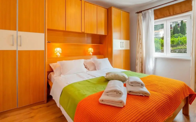 Beautiful Apartment in Barbat na Rabu With Wifi