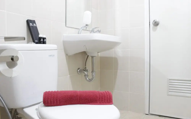Modern Chic 2BR Apartment Parahyangan Residence near UNPAR