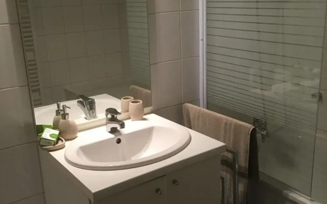 Maison Calme Avec 3 Chambres, Proche Centre-Ville Luneville & Gare, Acces Facile a Nancy - Fr-1-584-106