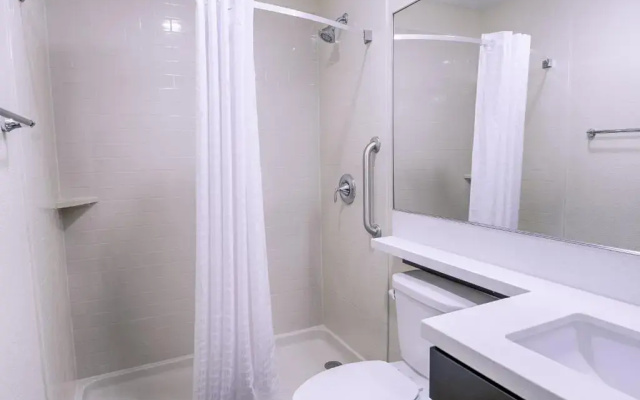 Candlewood Suites Lakeville I-35 by IHG