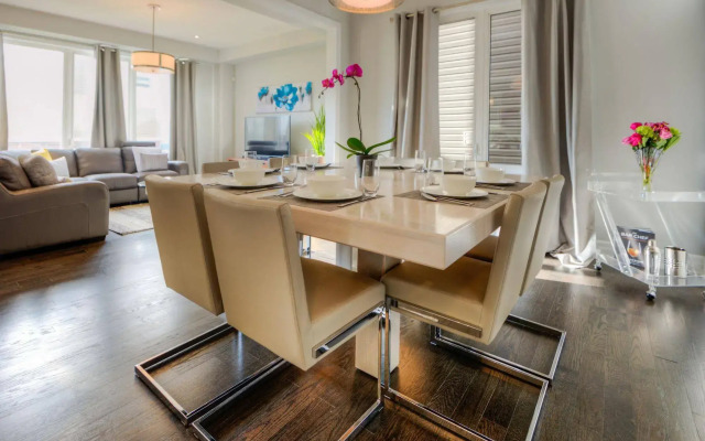 Executive Kitchener Home
