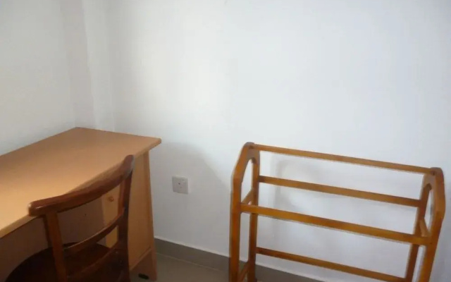 SeaView Paradise Inn
