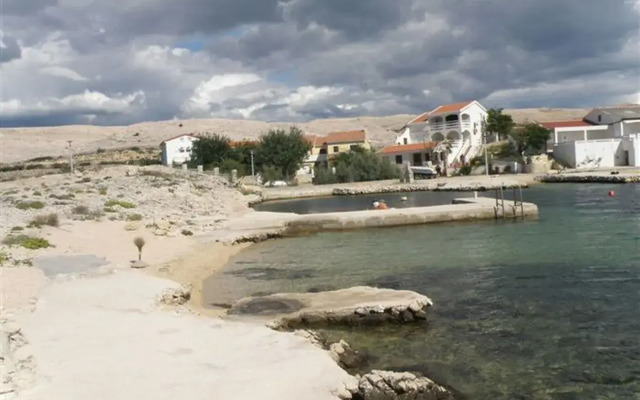 Maestro - 30m From the Beach & Parking - A2