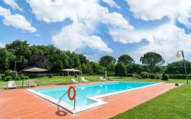 Farmhouse in Bucine With Pool