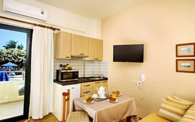 Lili Apartments,oasis 2,5 km from Hania center