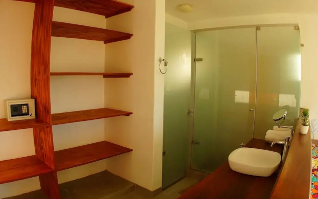 Spondylus Beach House I