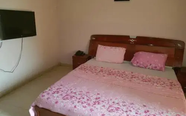 House Of His Glory Suite