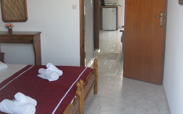Stenna Apartments
