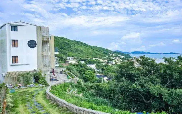 Shengwu Hai Homestay (Bianjiao Colorful Village Viewing Platform Branch)