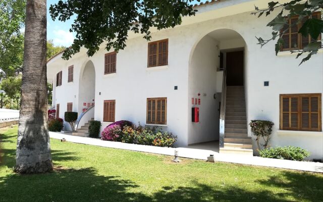Отель Grupotel Los Príncipes & Spa вид на фасад