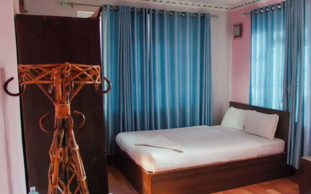 555 Home Stay and Restaurant