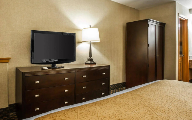 Quality Inn & Suites Hotel Seattle Center