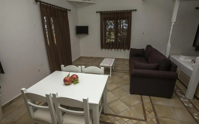 Kolokotronis Hotel