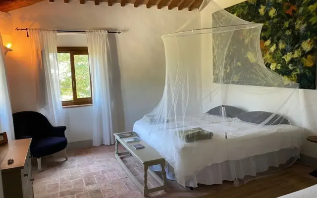 Nice Apartment in Chianni