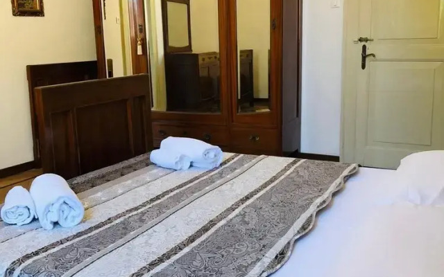 Le Case Cavallini Sgarbi di Rina Cavallini