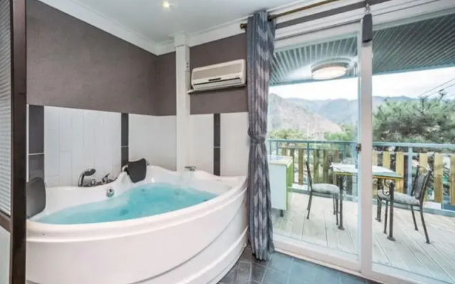 Chuncheon Atti Pension