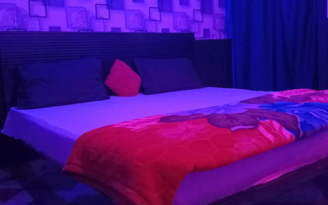 OYO HOME 70072 Relax Inn