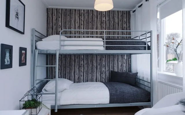 Deluxe Holiday Home in Castricum With Garden